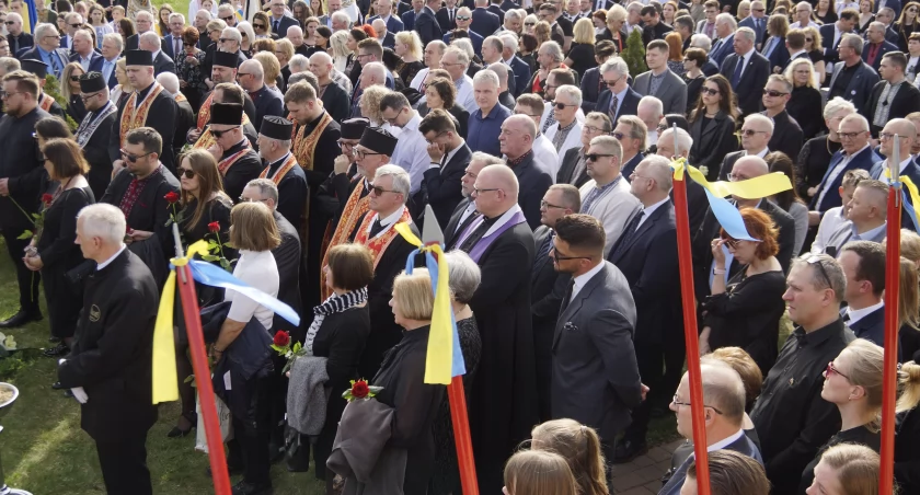 Miron Sycz spoczął w Alei Zasłużonych na cmentarzu w Dywitach (Fot. GS)
