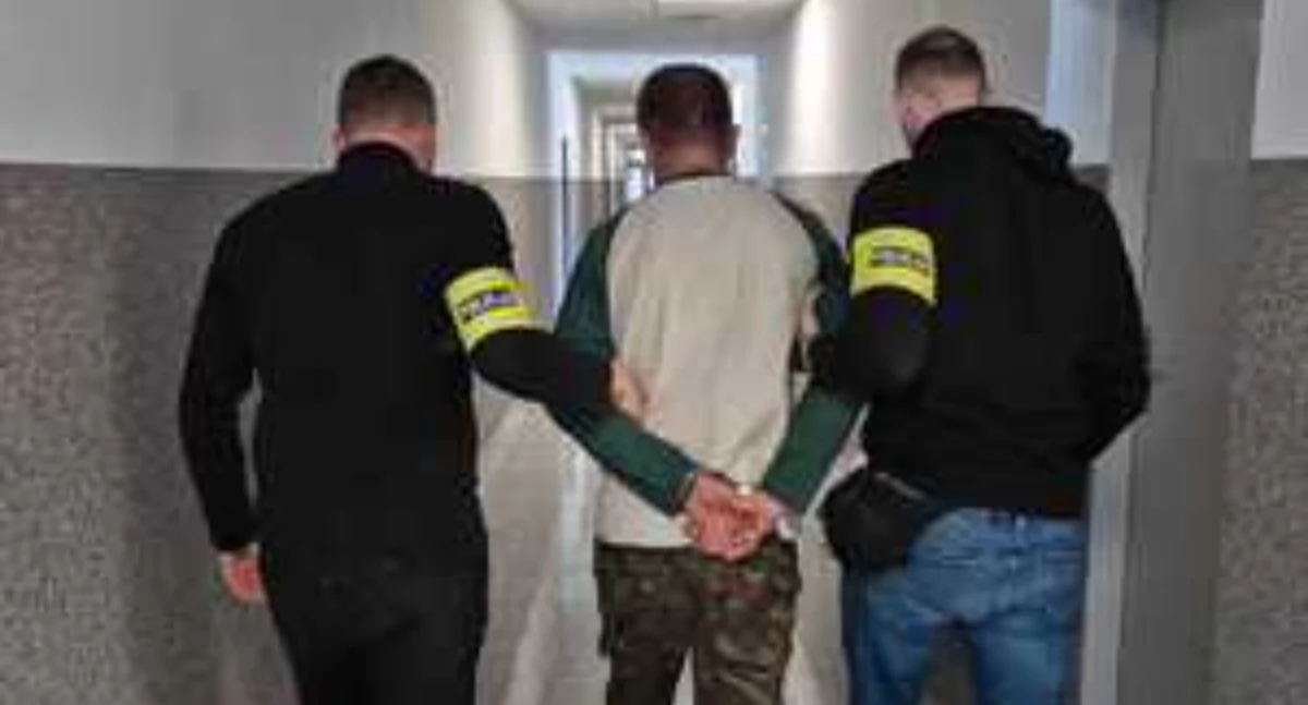 Policja, Recydywista Bartoszyc zatrzymany kradzież alkoholu posiadanie narkotyków - zdjęcie, fotografia