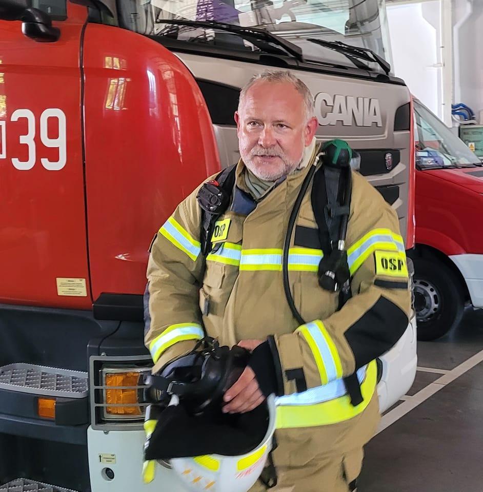 — Obiecałem, że jak się zgromadzi tylu chętnych, by rozpocząć kurs to sam wezmę w nim udział — uśmiecha się Jacek Kostka, burmistrz Górowa Iławeckiego