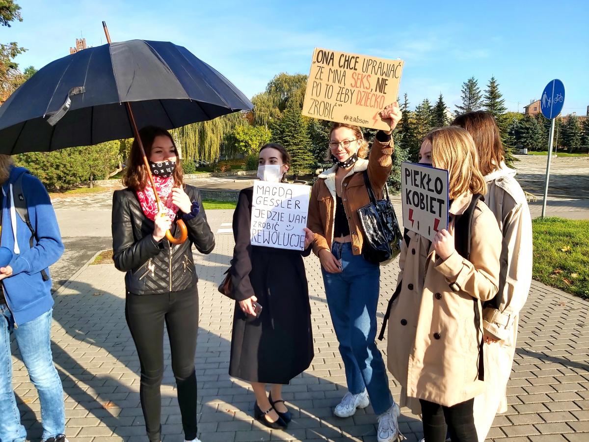 Na szczęście protesty w Bartoszycach odbywają się pokojowo, bez zakłócania porządk