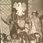 Choinka dla dzieci w świetlicy w Liskach w 1975 roku (Fot. Archiwum Elżbiety Stankiewicz