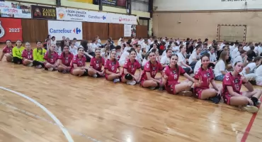 Mistrzynie z Bartoszyc: KS Gmina Bartoszyce WKS Promyk triumfuje na Ogólnopolskim Turnieju Młodziczek w Łodzi