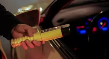 Pojechał szukać pracy, trafił przed sąd. Prawie promil alkoholu i szybki wyrok dla kierowcy z gminy Bisztynek